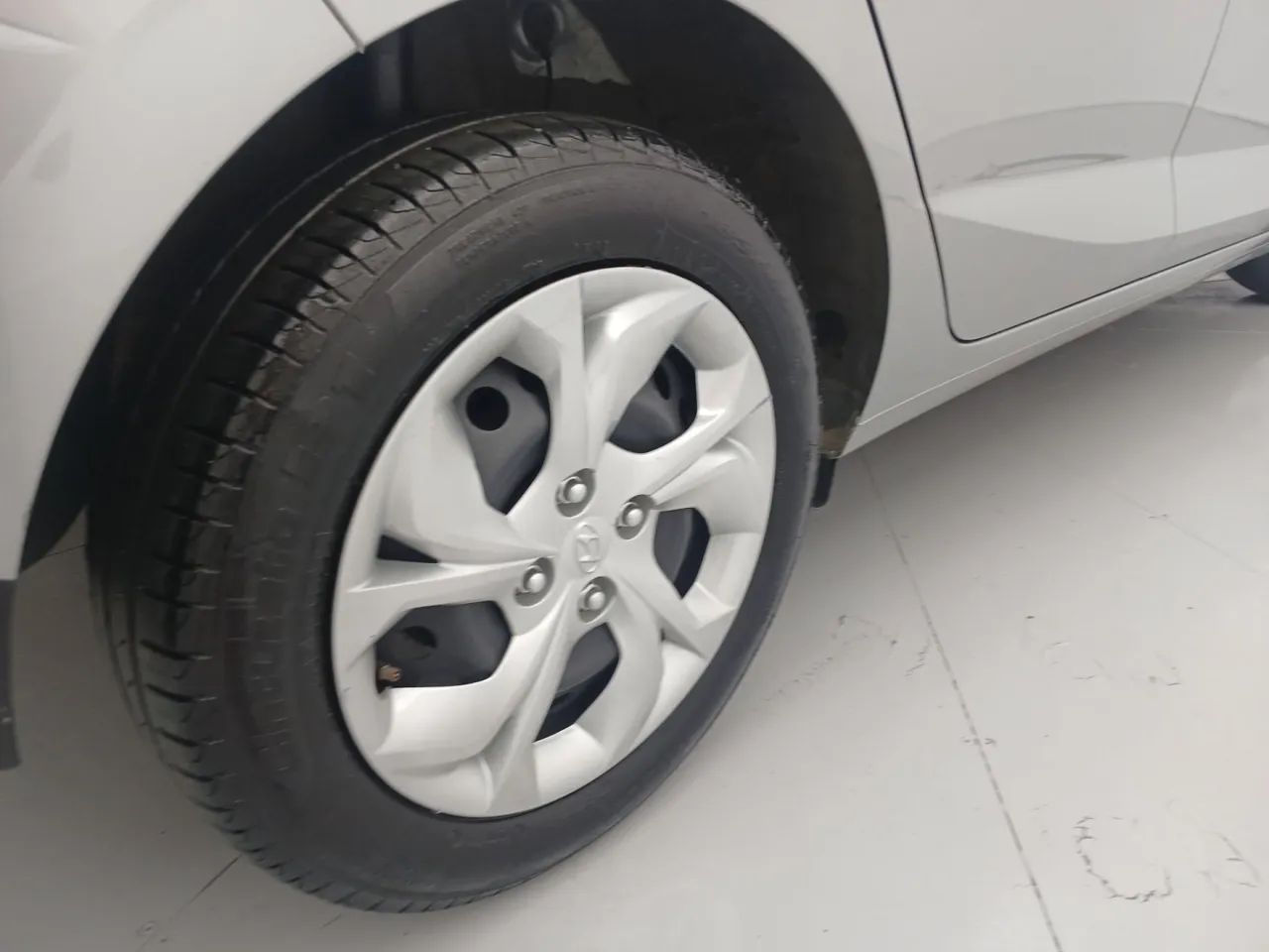 Hyundai HB20 Comfort 1.0 Flex 12V Mec., foto 14 de 18