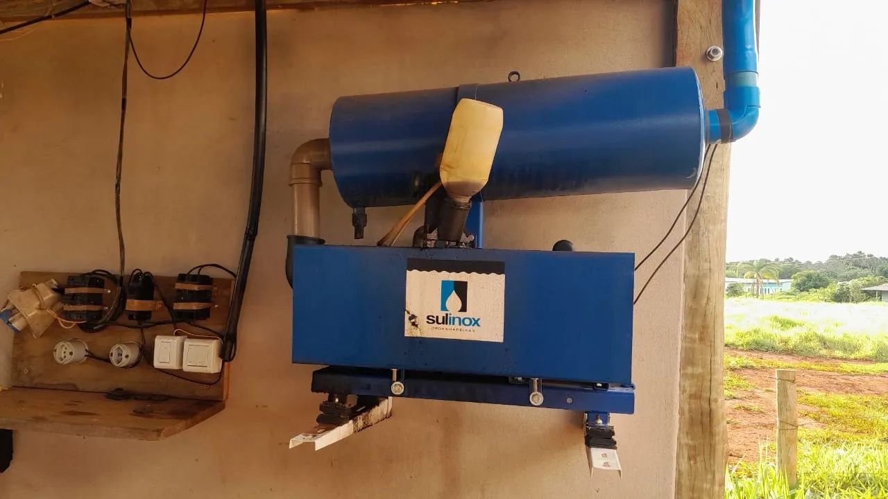 Ordenhadeira com 2 conjuntos de teteiras