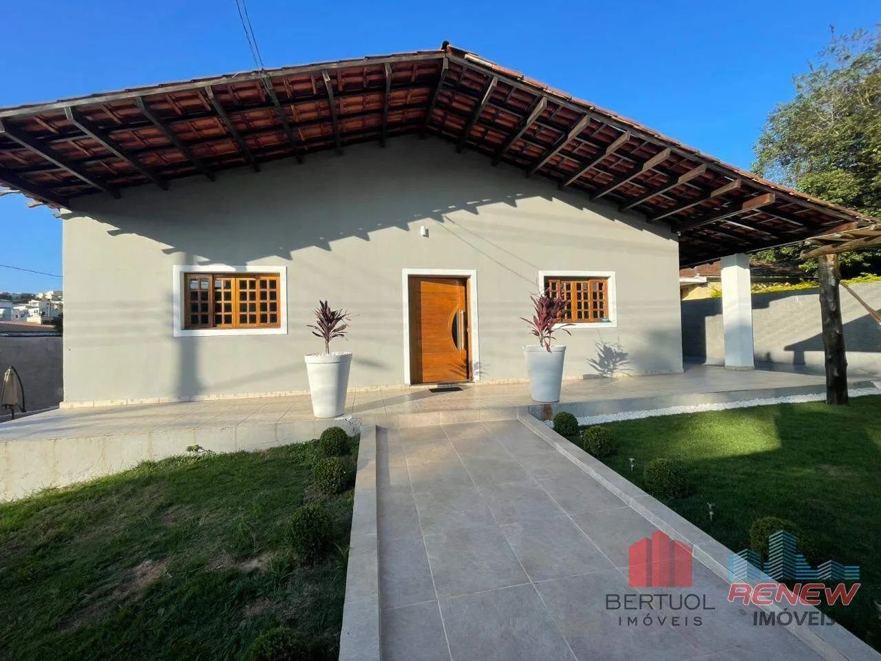 CHÁCARA A VENDA - TERRENO COMERCIAL - CENTRO DE ITATIBA