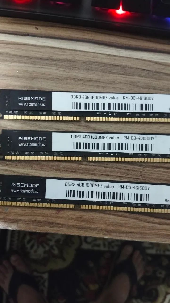 Memória RAM DDR3 de 4G ,1600.