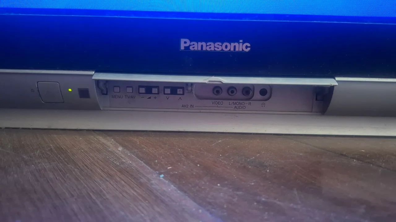 tv panasonic 29 polegadas leia... - Foto 2