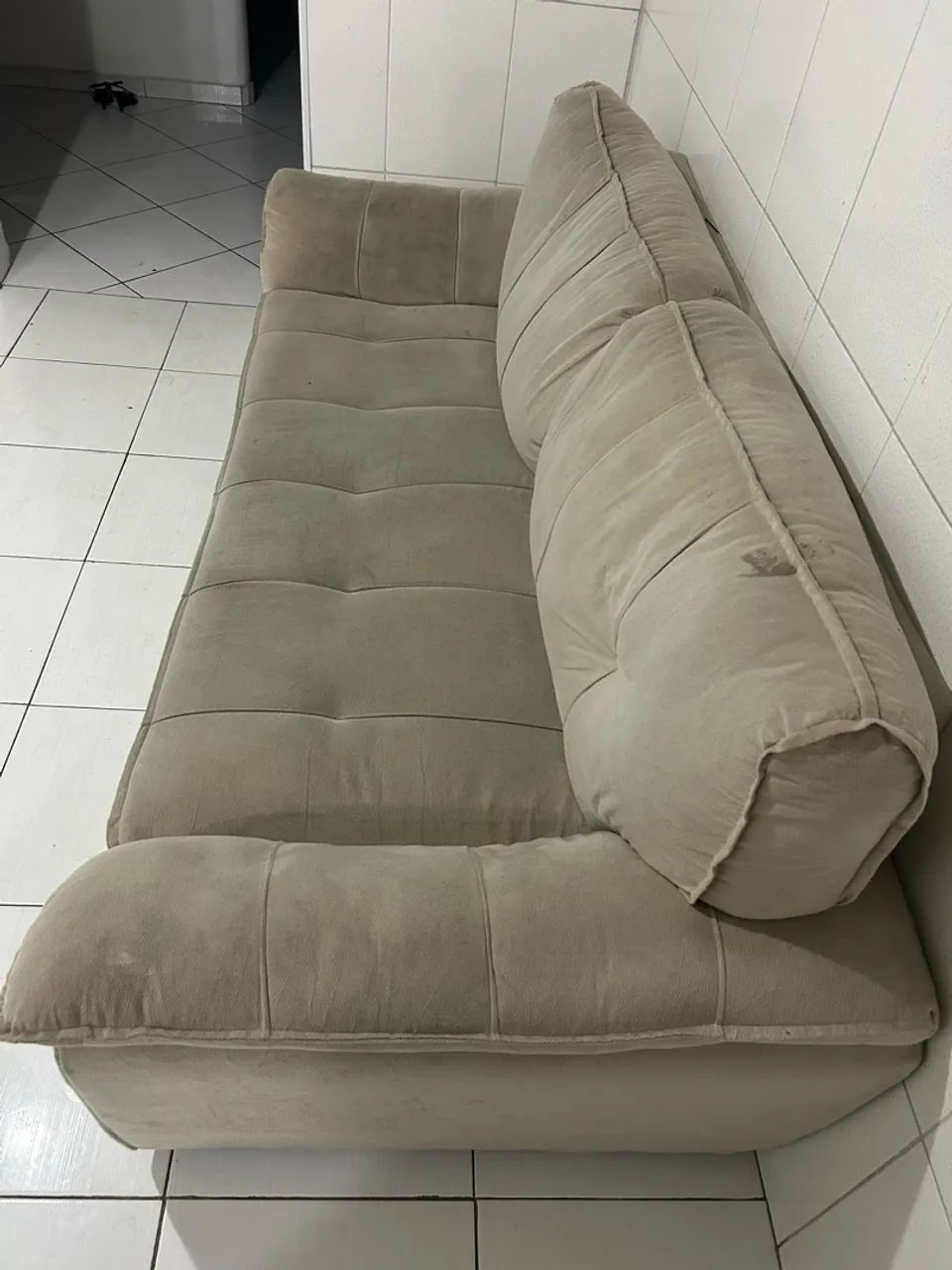 SOFÁ BEJE 3 LUGARES  - Foto 4