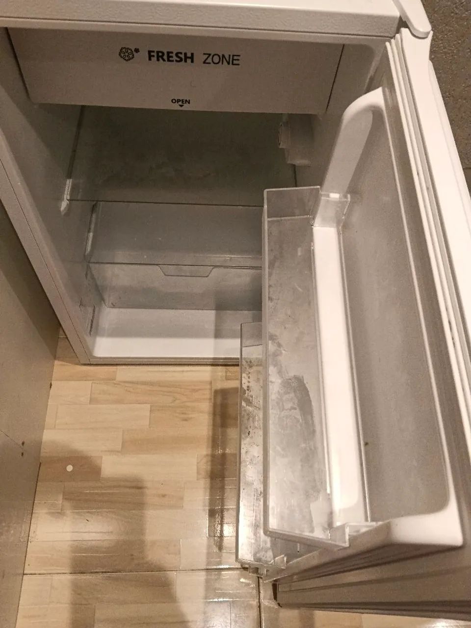 Frigobar hisense 115 LTS  - Foto 4
