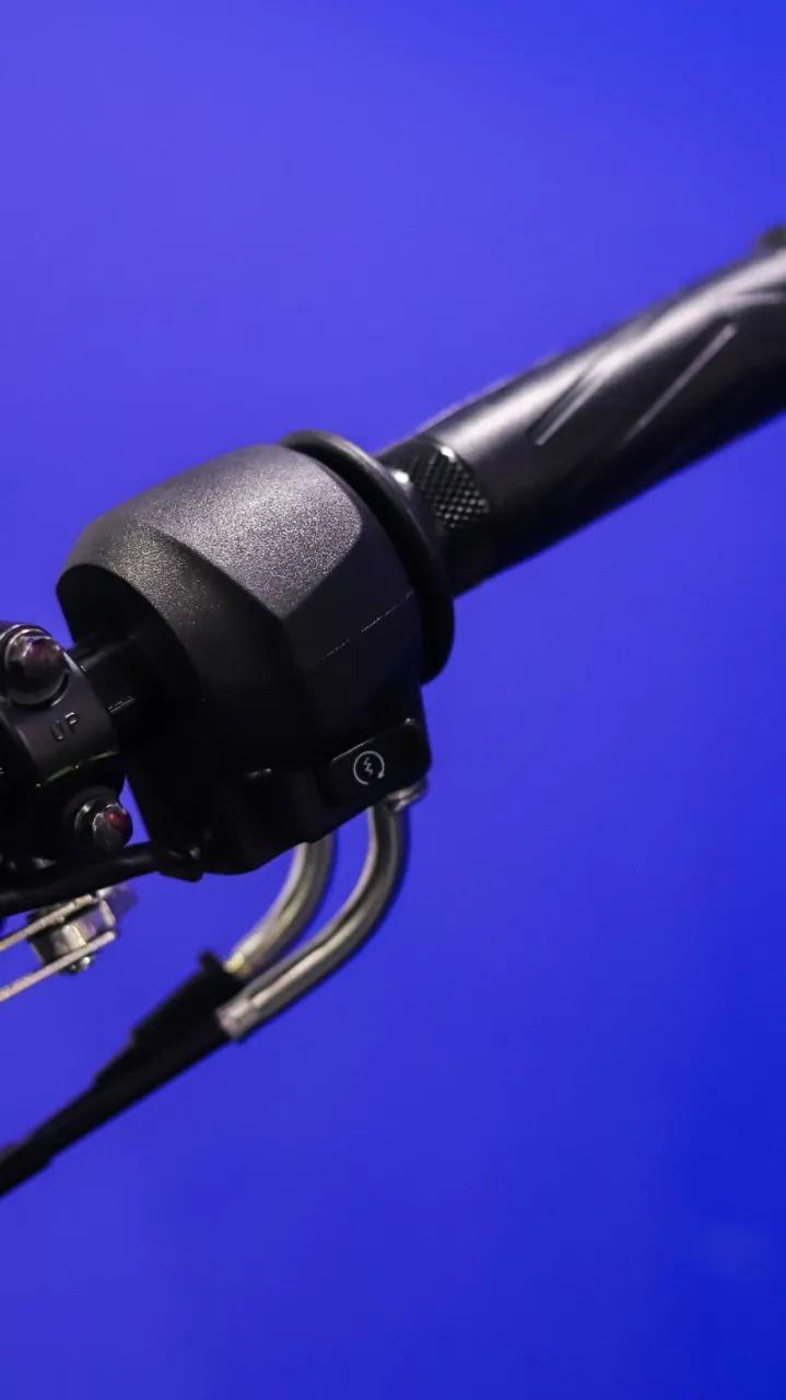 YAMAHA FACTOR 150 2026 - Foto 4