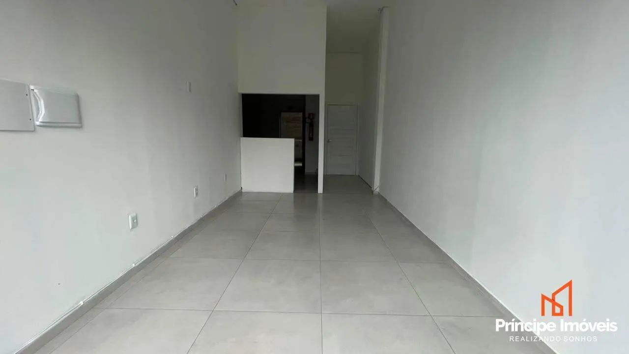Sala comercial com no Bom Retiro em Joinville