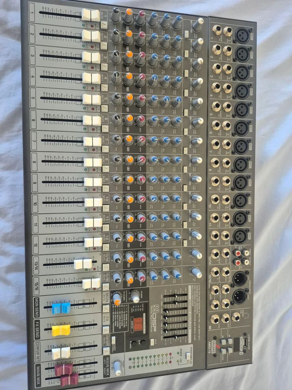 MESA DE SOM - ARCANO A-MIX 16