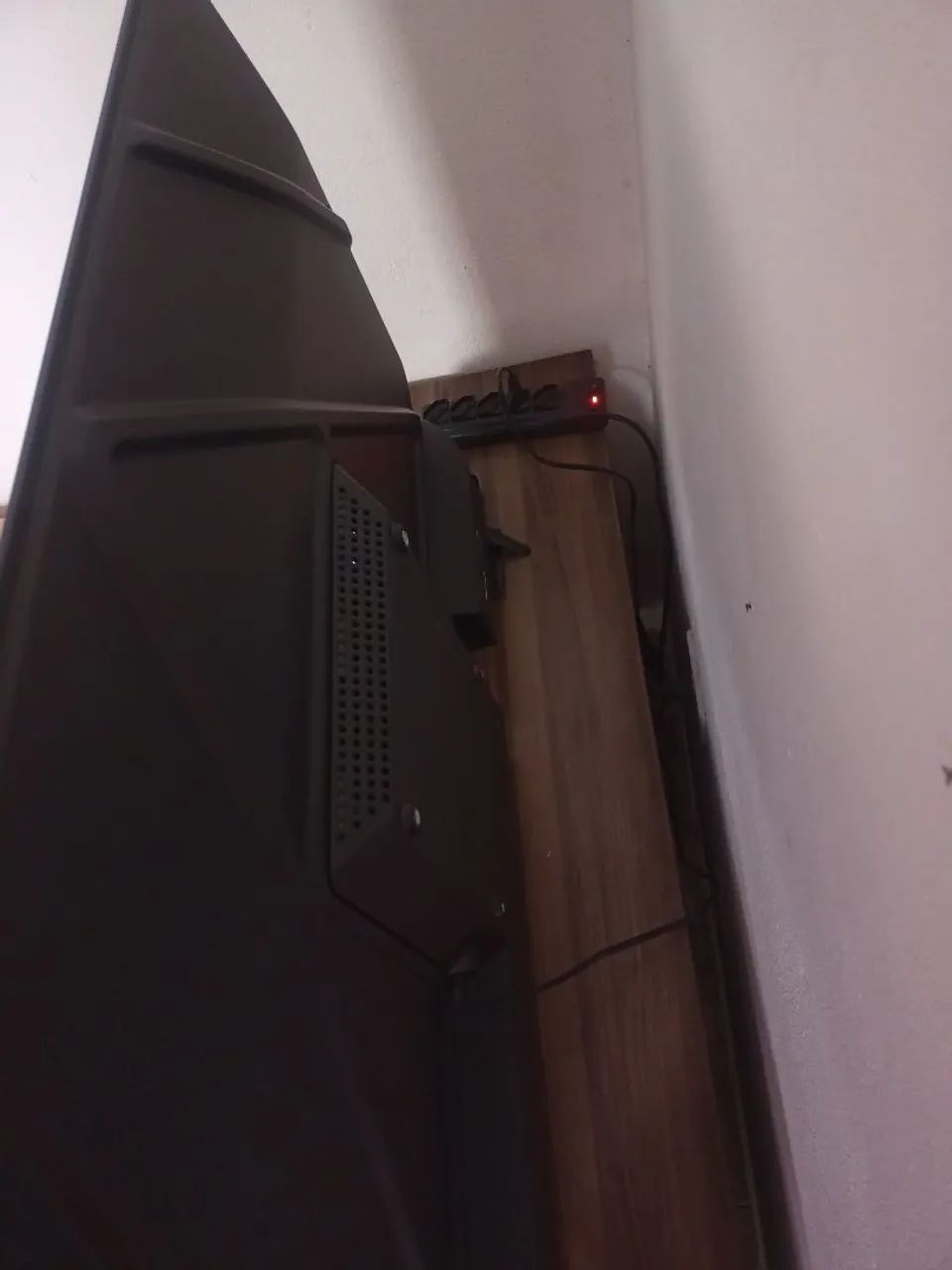TV HISENSE GLOBAL 43 POLEGADAS 6 mês de uso - Foto 2