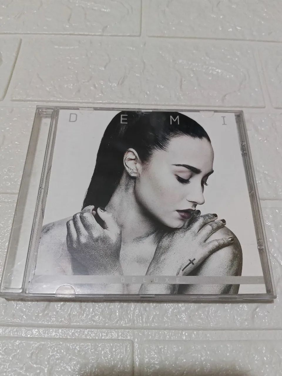 Demi Lovato Deluxe.