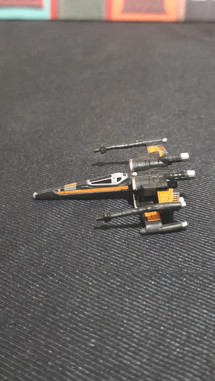 Kit Star Wars com Han Solo e X Wing - Foto 2