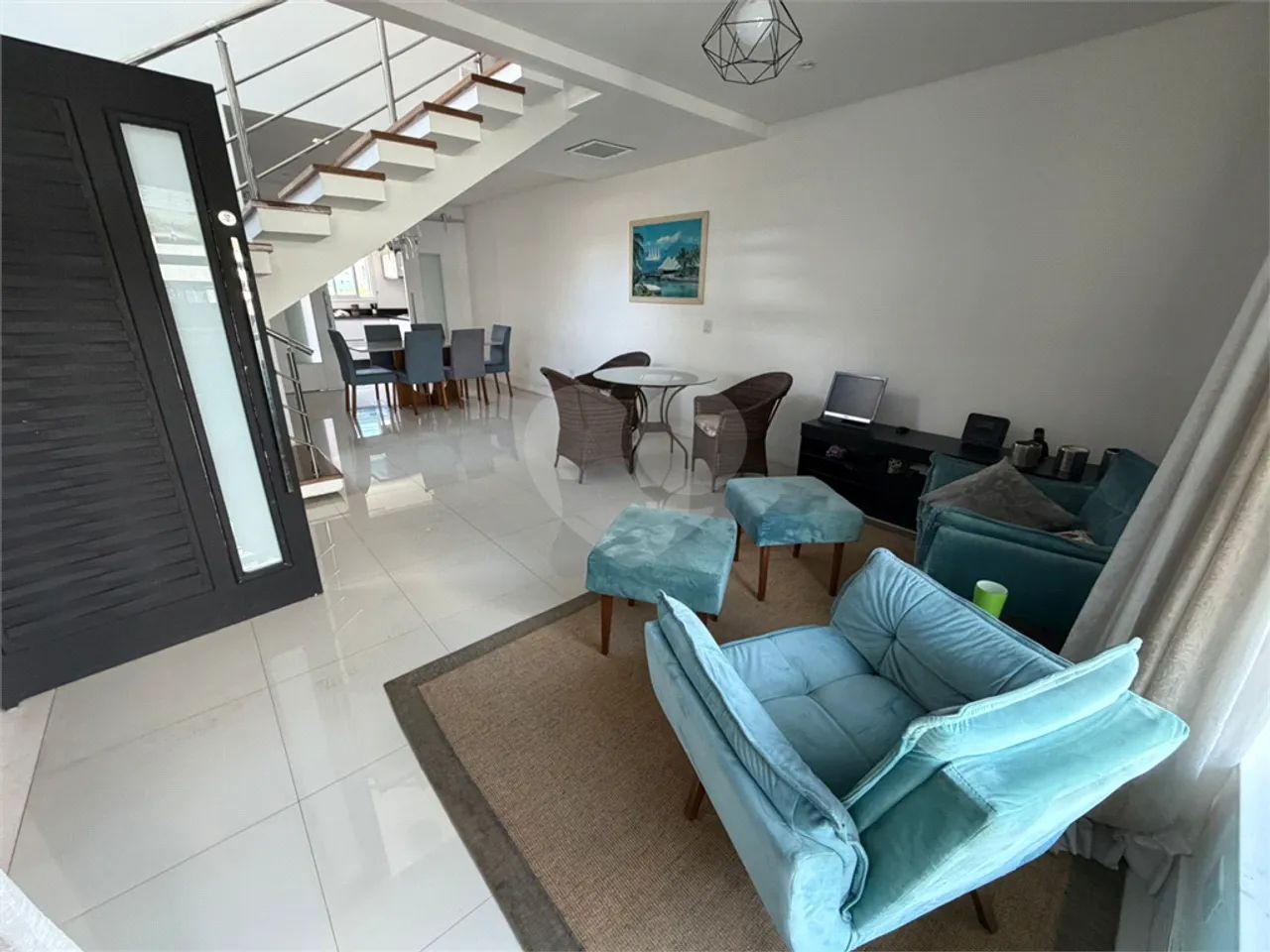Casa à venda com 3 suites e 5 vagas na Vila Augusta