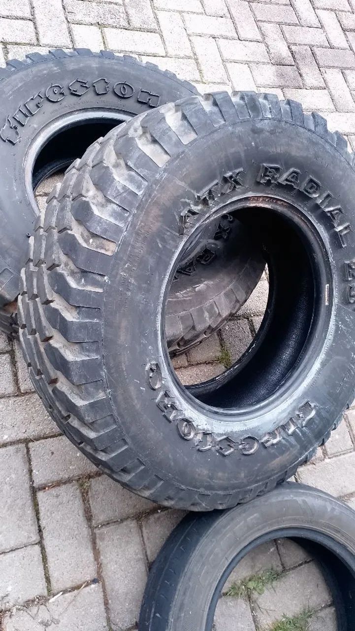 Pneu 15  - Foto 2