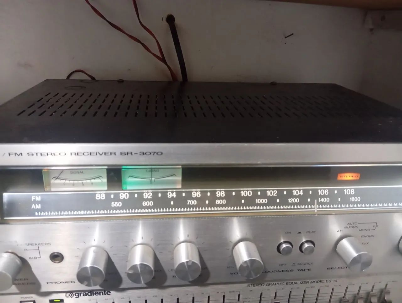 Vendo aparelho receiver sr3070 CCE com duas caixas  - Foto 2
