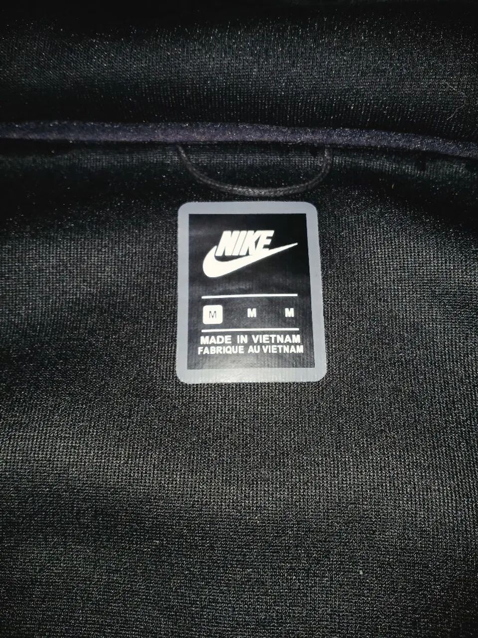 Jaqueta nike tech preta com capuz - Foto 3