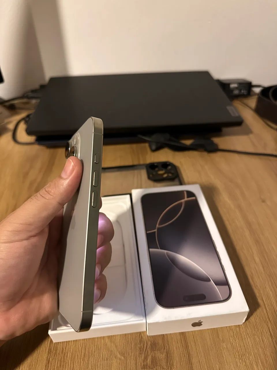 iPhone 16 Pro - 256gb com nota fiscal  - Foto 3