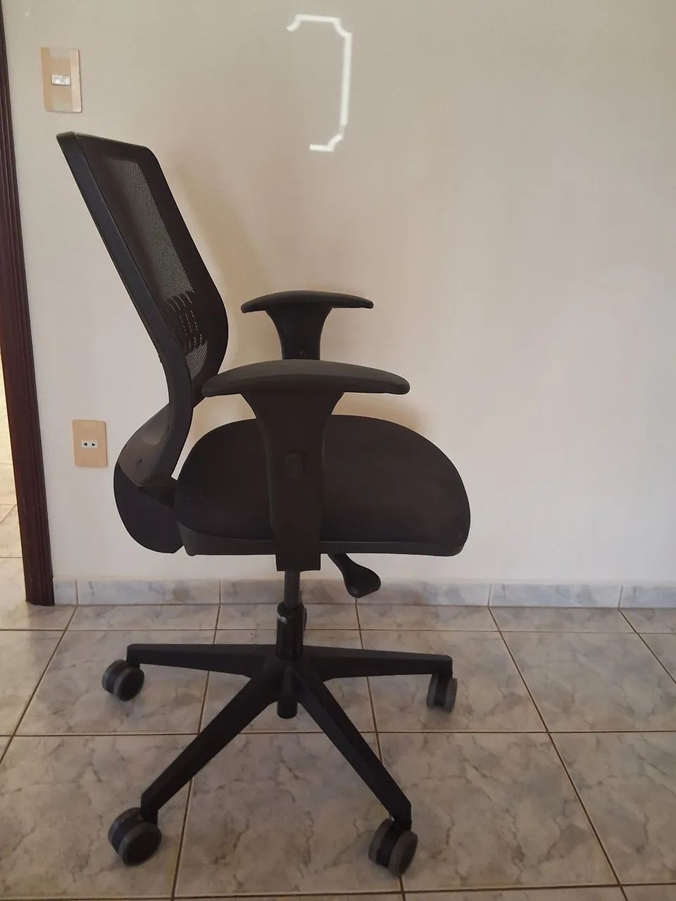 Cadeira de escritório flexform - Foto 2