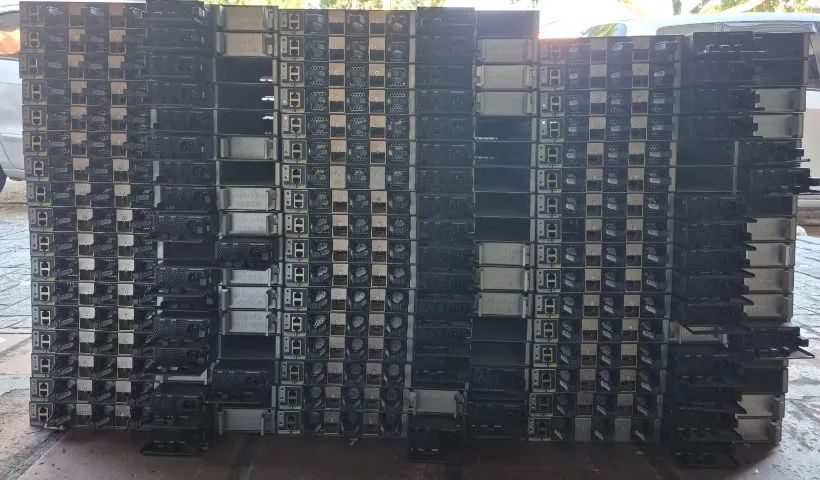 Switch Cisco Catalyst 3650 Poe+ 2x10g Layer 2 e 3 - Foto 2