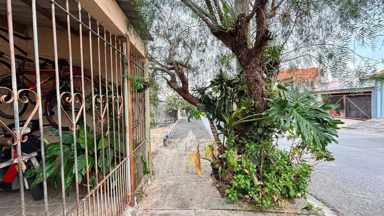 SOBRADO 6 QUARTOS EM SALTO DE PIRAPORA