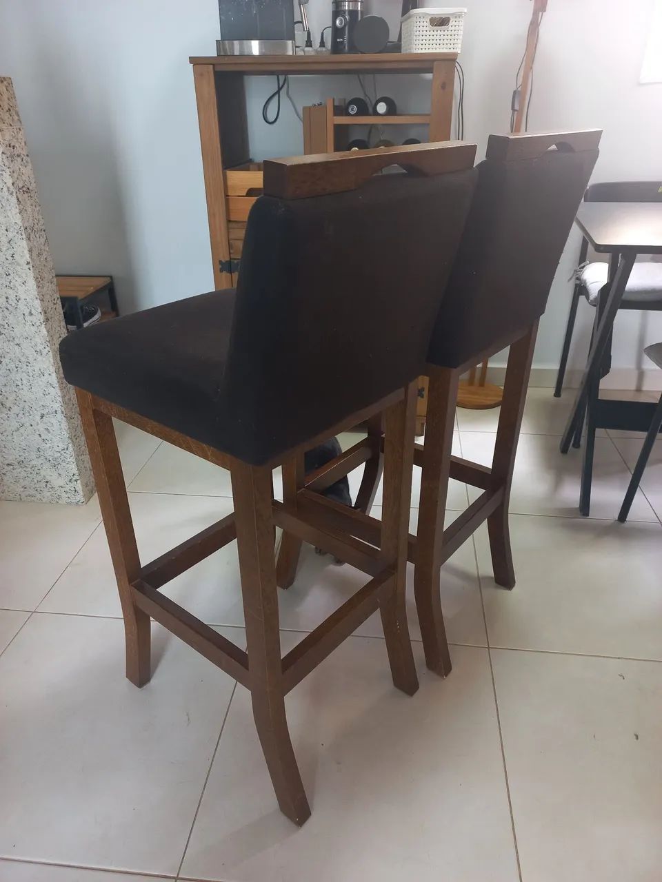 Duas banquetas altas - Foto 2