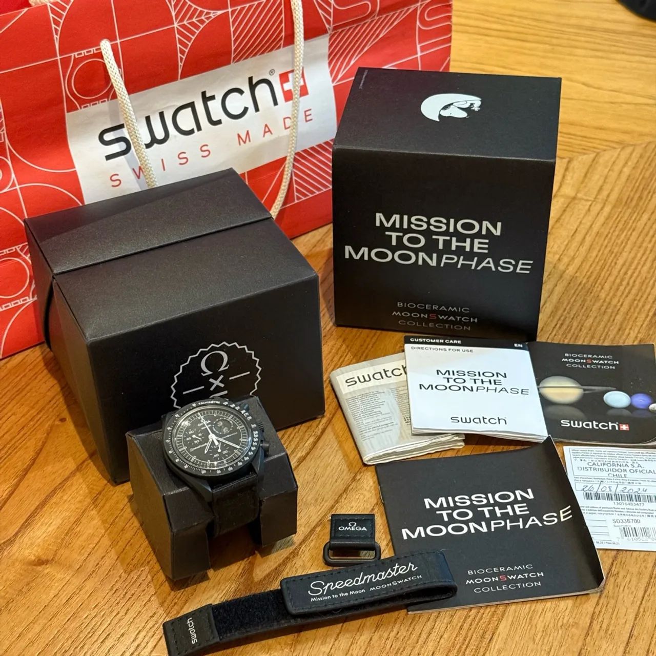 Omega x Swatch Moonswatch Speedmaster Snoopy Black  - Foto 2