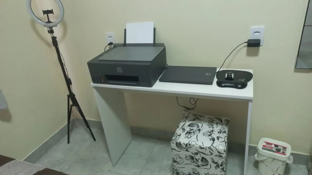 Escrivaninha de MDF  - Foto 3