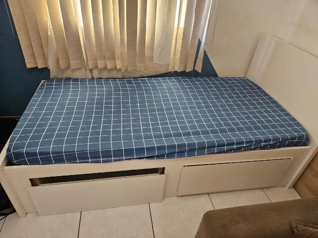 Cama de solteiro em mdf com dois gavetões  - Foto 2