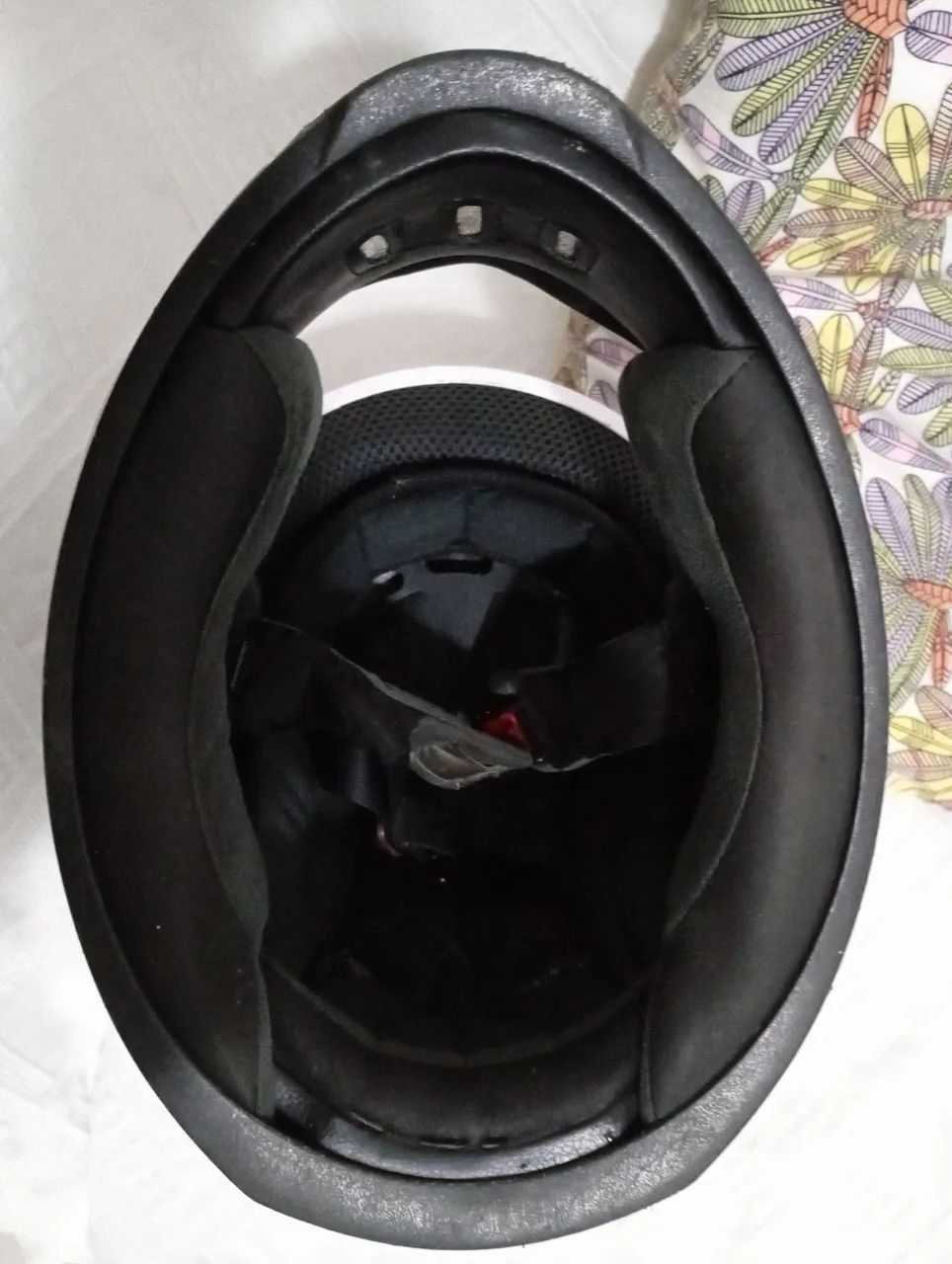 Capacete norisk em ótimo estado Tam 58. 250 reais. - Foto 2