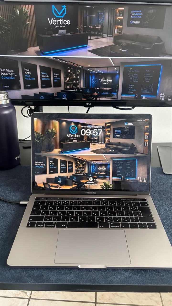 MacBook Pro 2019 Touch Bar  - Foto 3