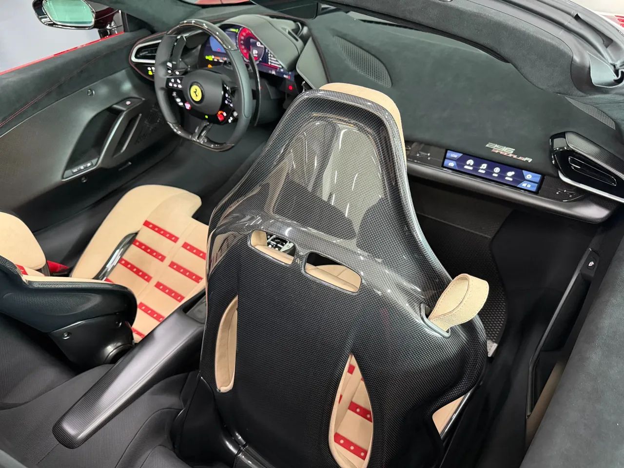 Ferrari 296 Speciale A 3.0 V6 Bi-Turbo, foto 14 de 20