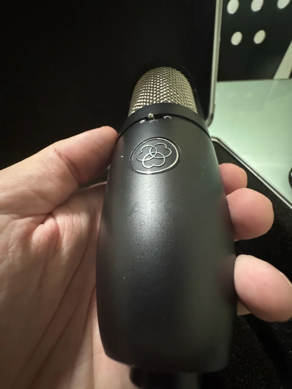 Microfone condensador AKG p420 - Foto 2