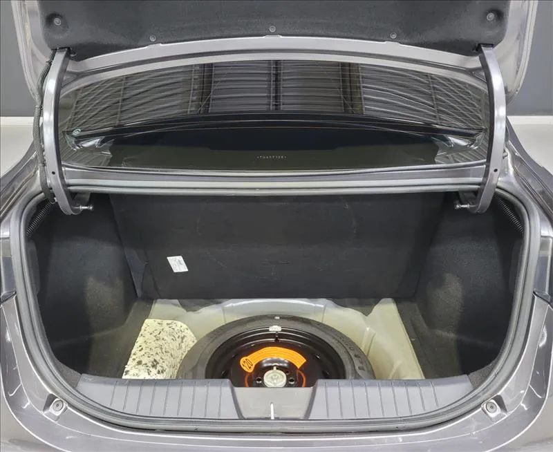 Fiat Cronos Precision 1.3 16V Flex Aut., foto 8 de 16