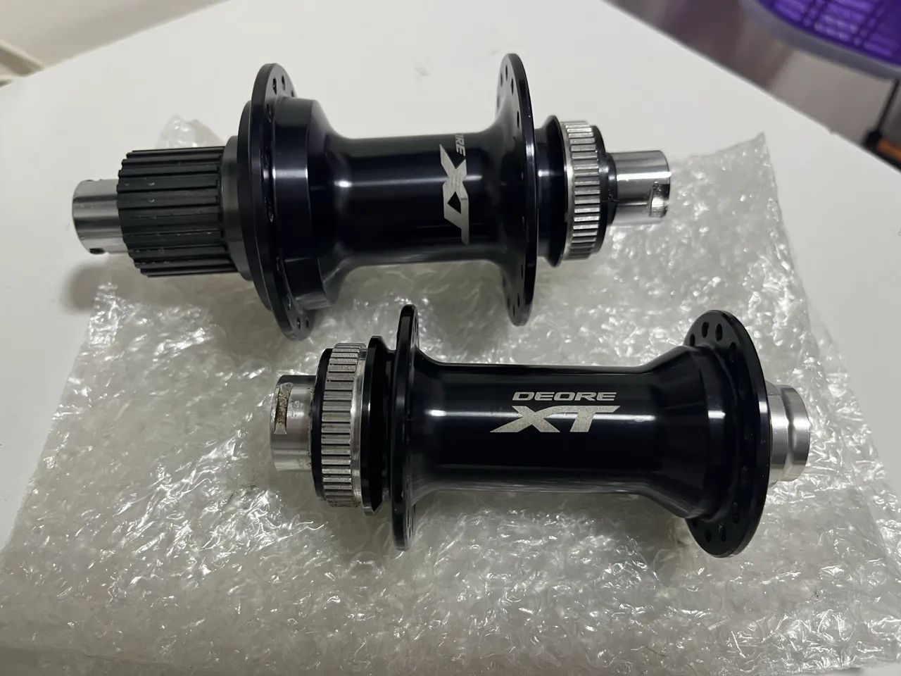 Cubos Deore XT Booster 32 furos 