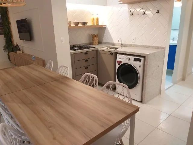 APTO DE 2 QUARTOS COM SUÍTE VARANDAS E VAGA DE GARAGEM - Foto 2