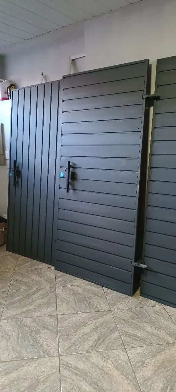 Portão 2.0x0.80 - Foto 2