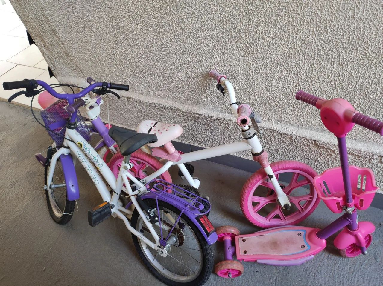 3 bicicleta e 1 patinete infantil  - Foto 2