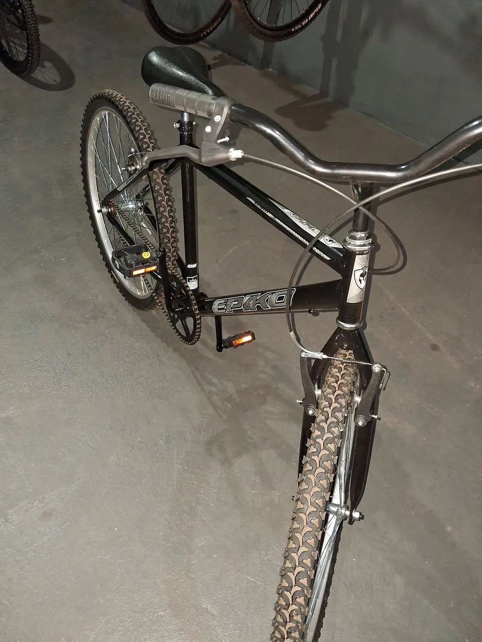 Bicicleta aro 26 - NOVA