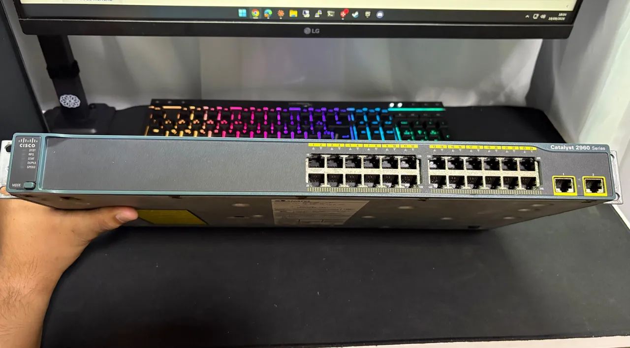 KIT 4 SWITCHES DE REDE - TP-LINK, 3COM E CISCO - Foto 2