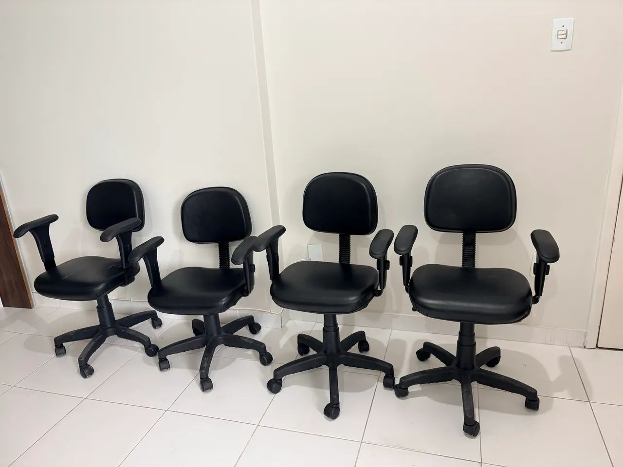 VENDO CADEIRAS PARA ESCRITÓRIO  - Foto 2