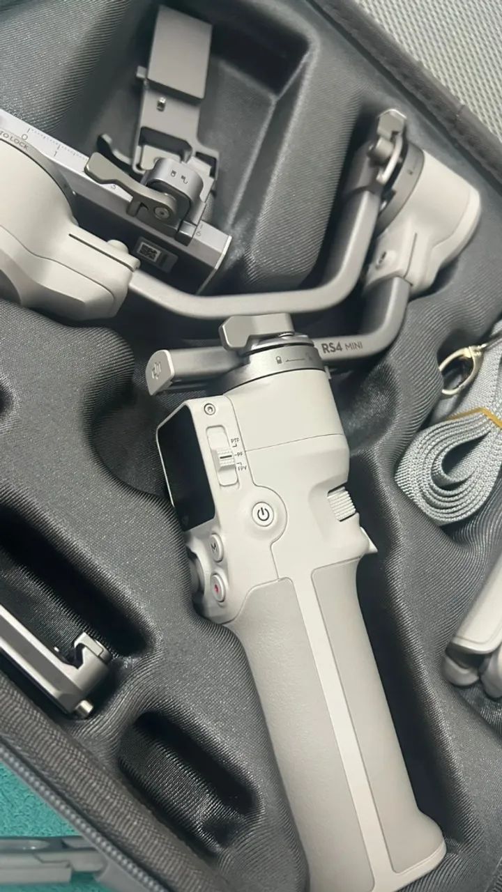 Estabilizador/Gimbal Dji rs4 Mini - Foto 5