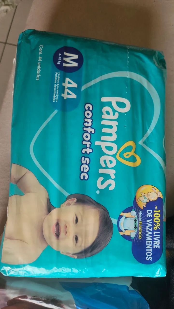 Fralda Pampers M 