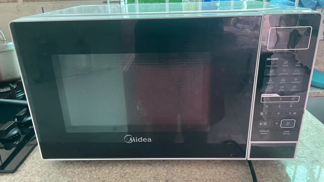 Micro-ondas Praticamente Novo 
