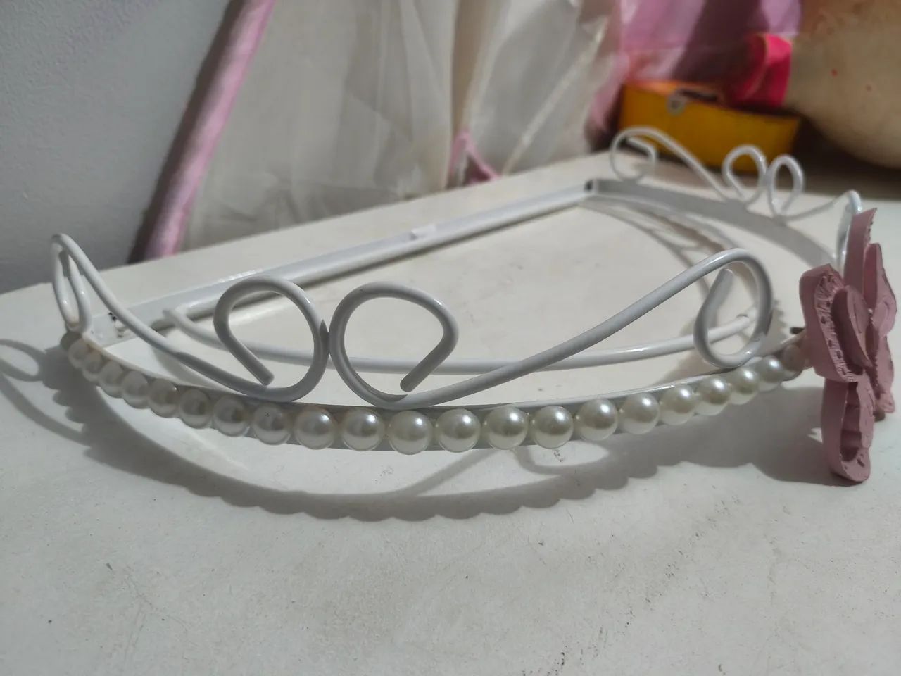 Dossel de Ferro com Pérolas e Borboleta - Foto 2