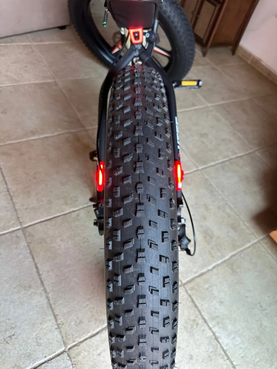 Vendo BICICLETA BIG FAT SUPER NOVA! - Foto 5