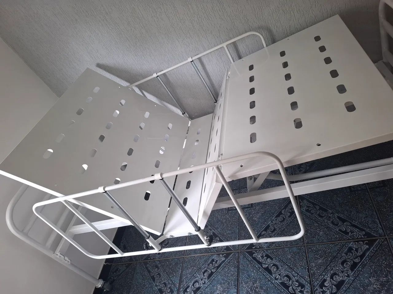 Cama hospitalar nova + Colchão  - Foto 3