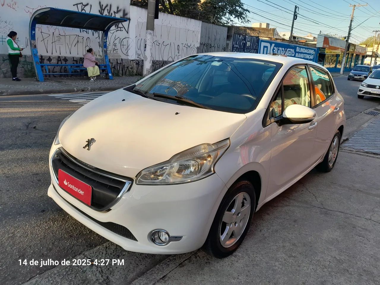 Peugeot 208 Active/active Pack 1.5 Flex 8V 5P 2014 - Foto 4