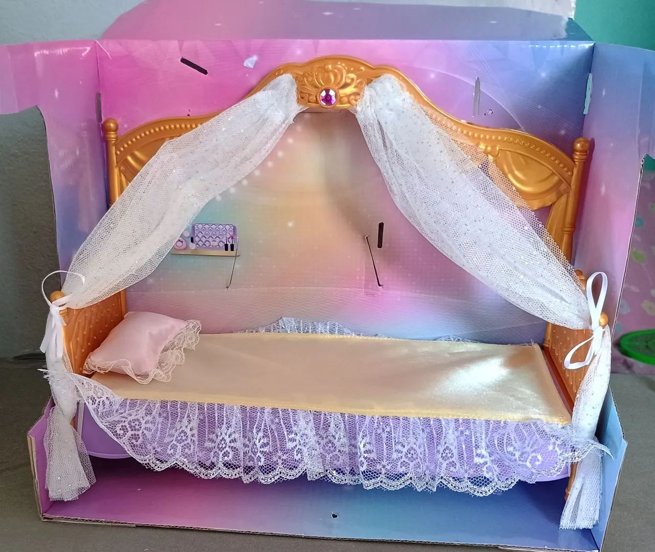 Cama para bonecas tipo Barbie e Monster High - Foto 3