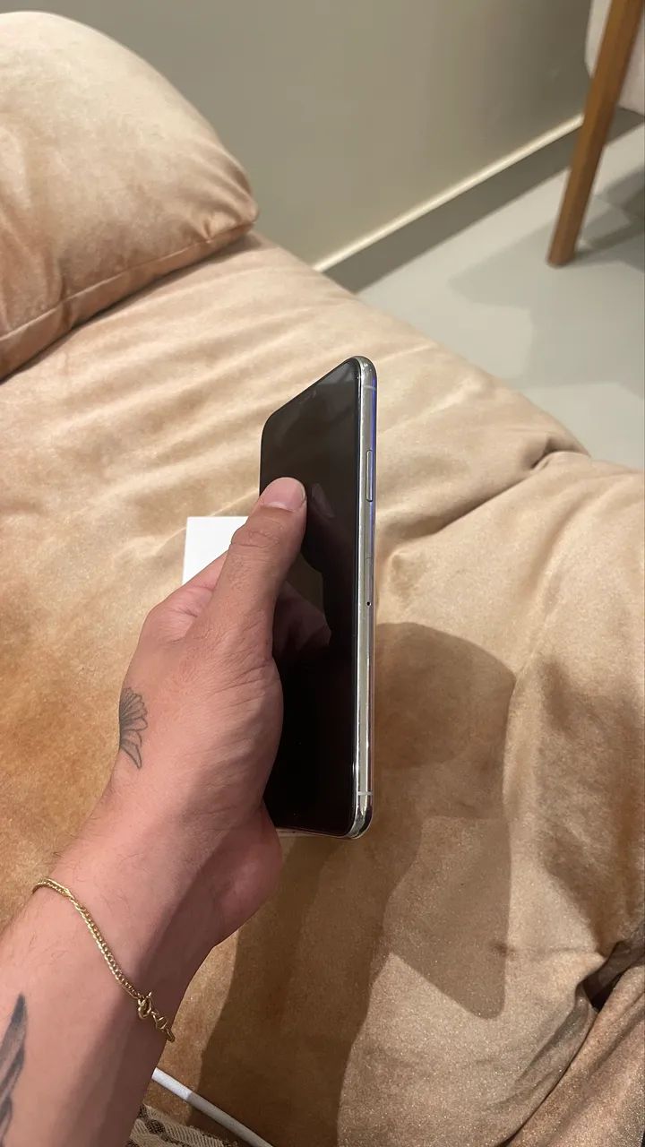 iPhone 11 Pro Max branco  - Foto 5