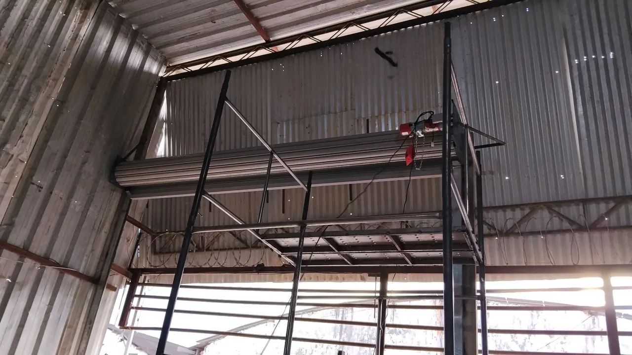 Instalação de porta de rolar automática - Foto 2