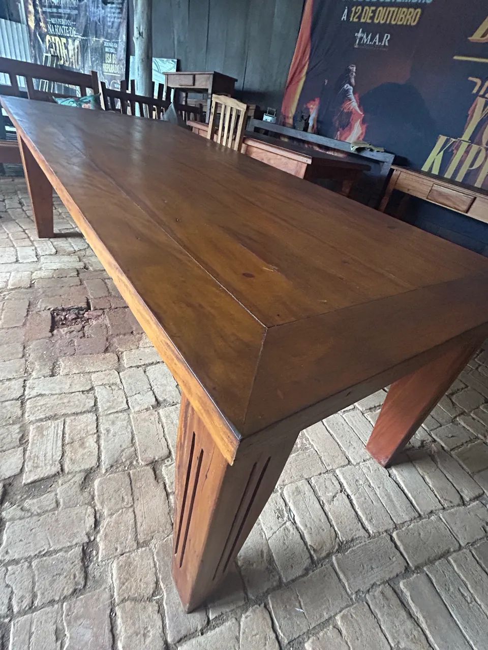 Mesa rústica de madeira peroba rosa 2.50x1.00 com cadeiras 