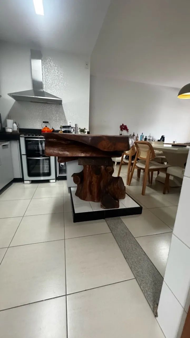 Mesa Madeira maciça 