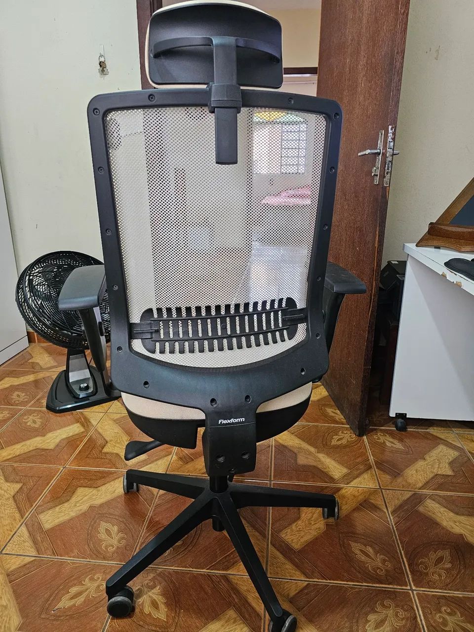 Cadeira Flexform Uni Pro White - Foto 2